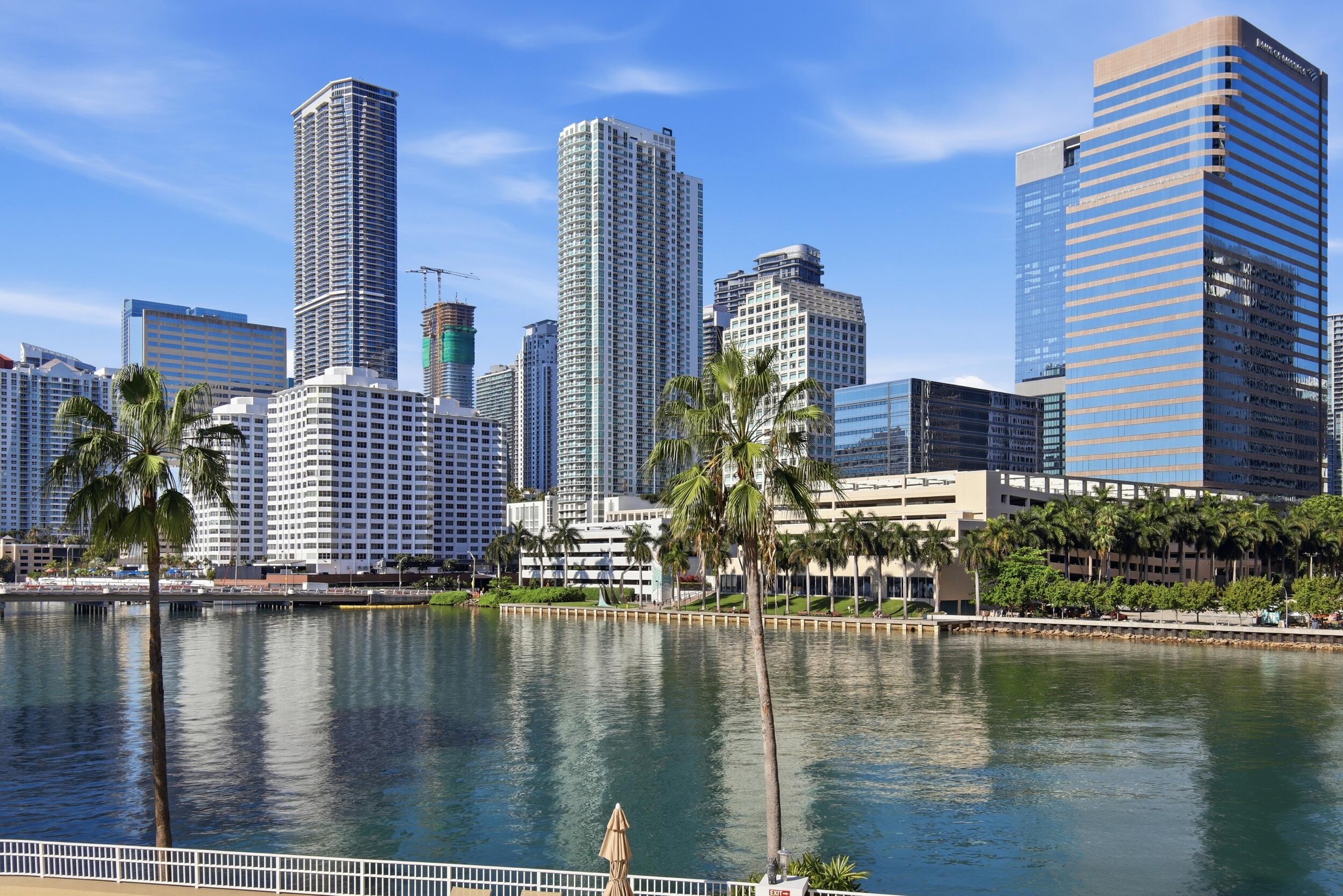 701 Brickell Key Boulevard, Unit 610 Miami, FL 33131 - Photo 31 of 40