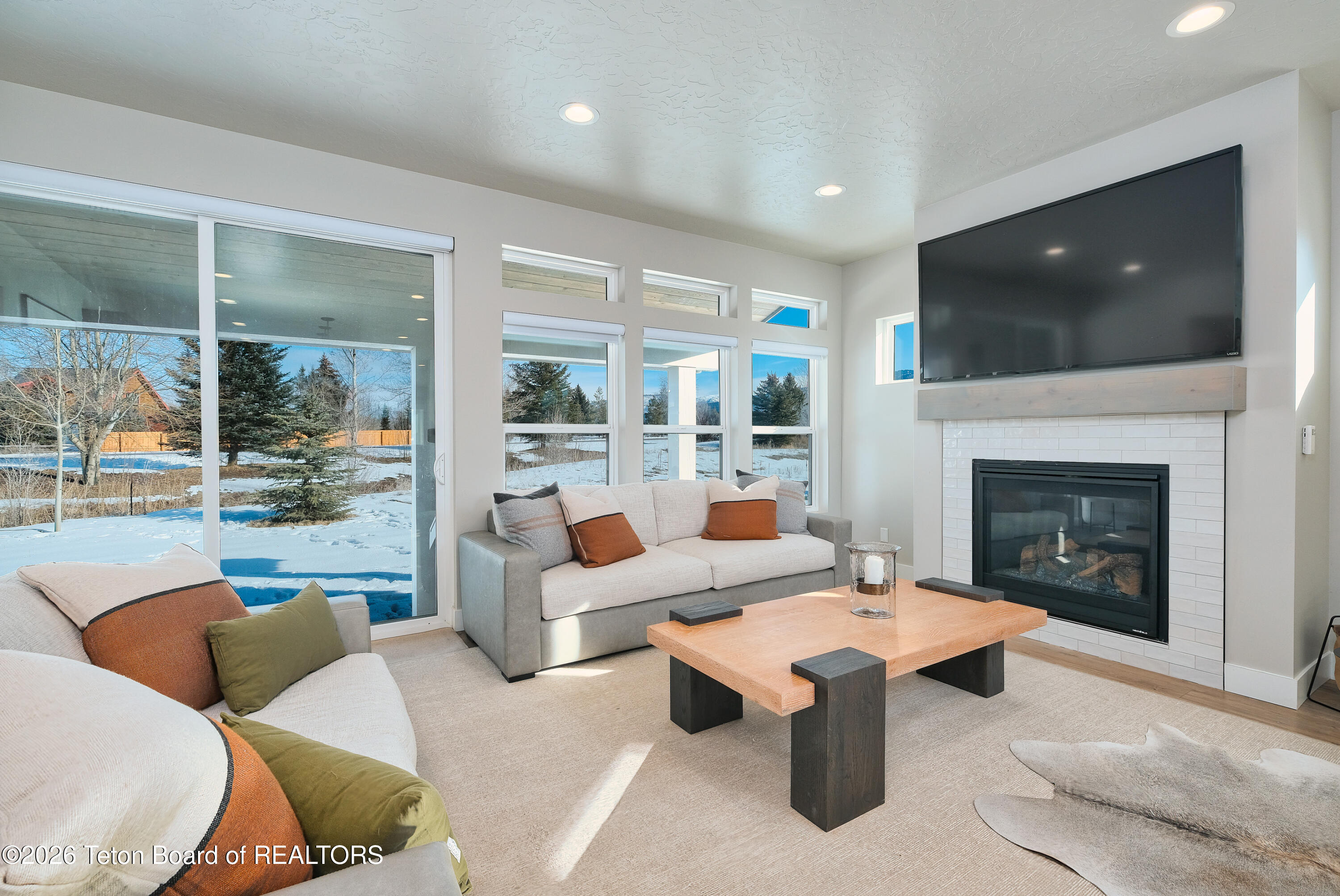 236 Swallowtail Drive Victor, ID 83455 - Photo 6 of 57 Living Room