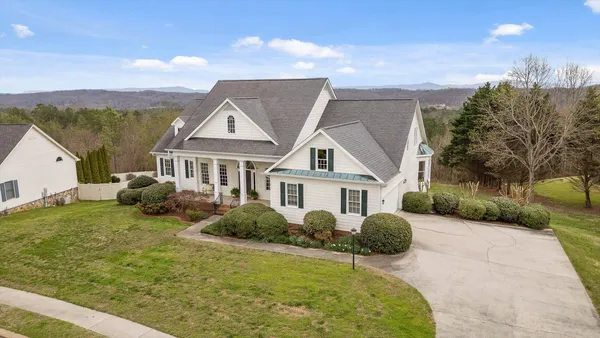 $799,900 | 258 Windcrest Place Northwest, Cleveland, TN 37312