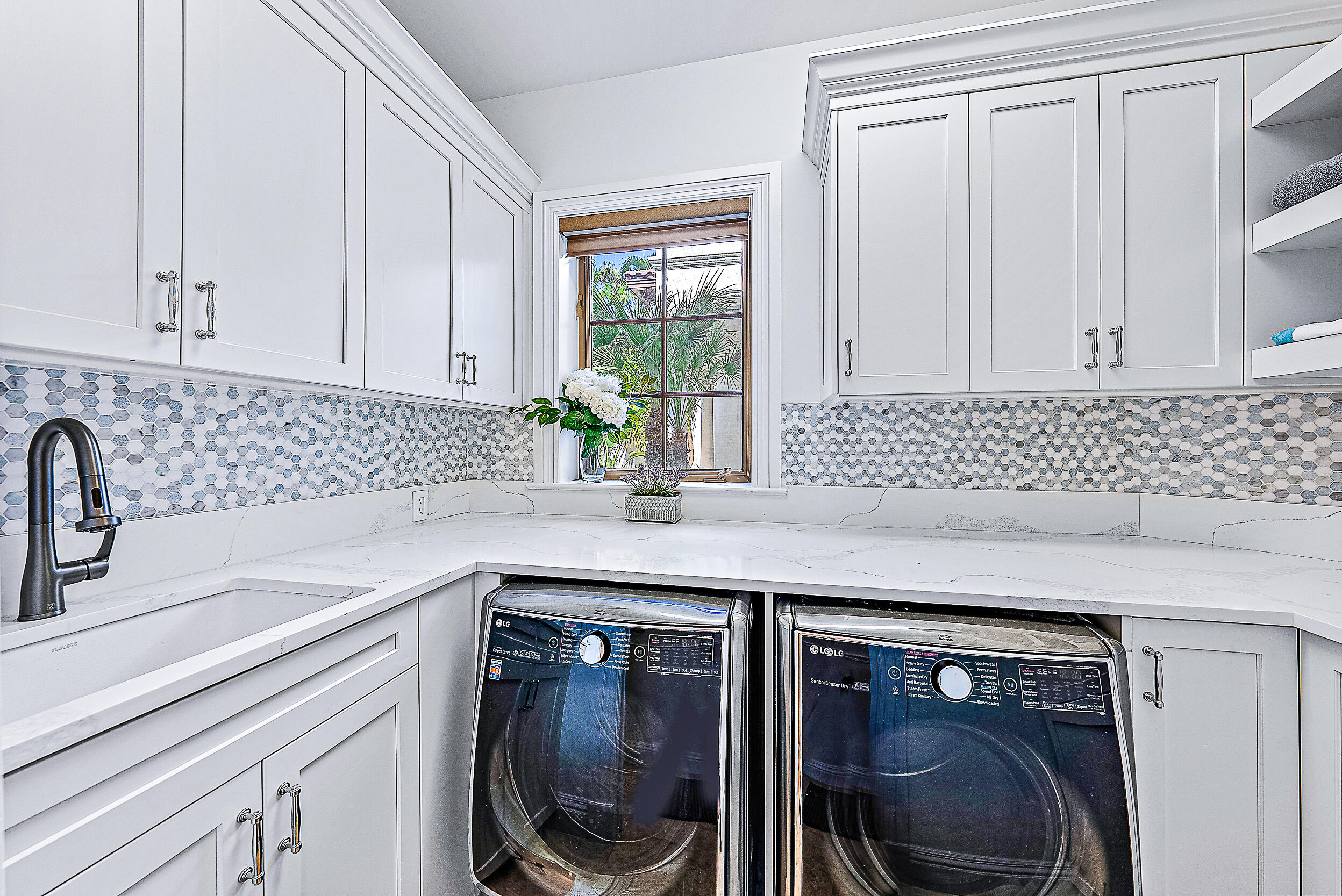 337 Old Jupiter Beach Road Jupiter, FL 33477 - Photo 20 of 38