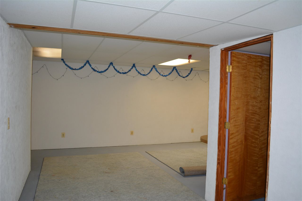 4484 Wyatt Road Traverse City, MI 49684 - Photo 23 of 40 1893424-22.JPG