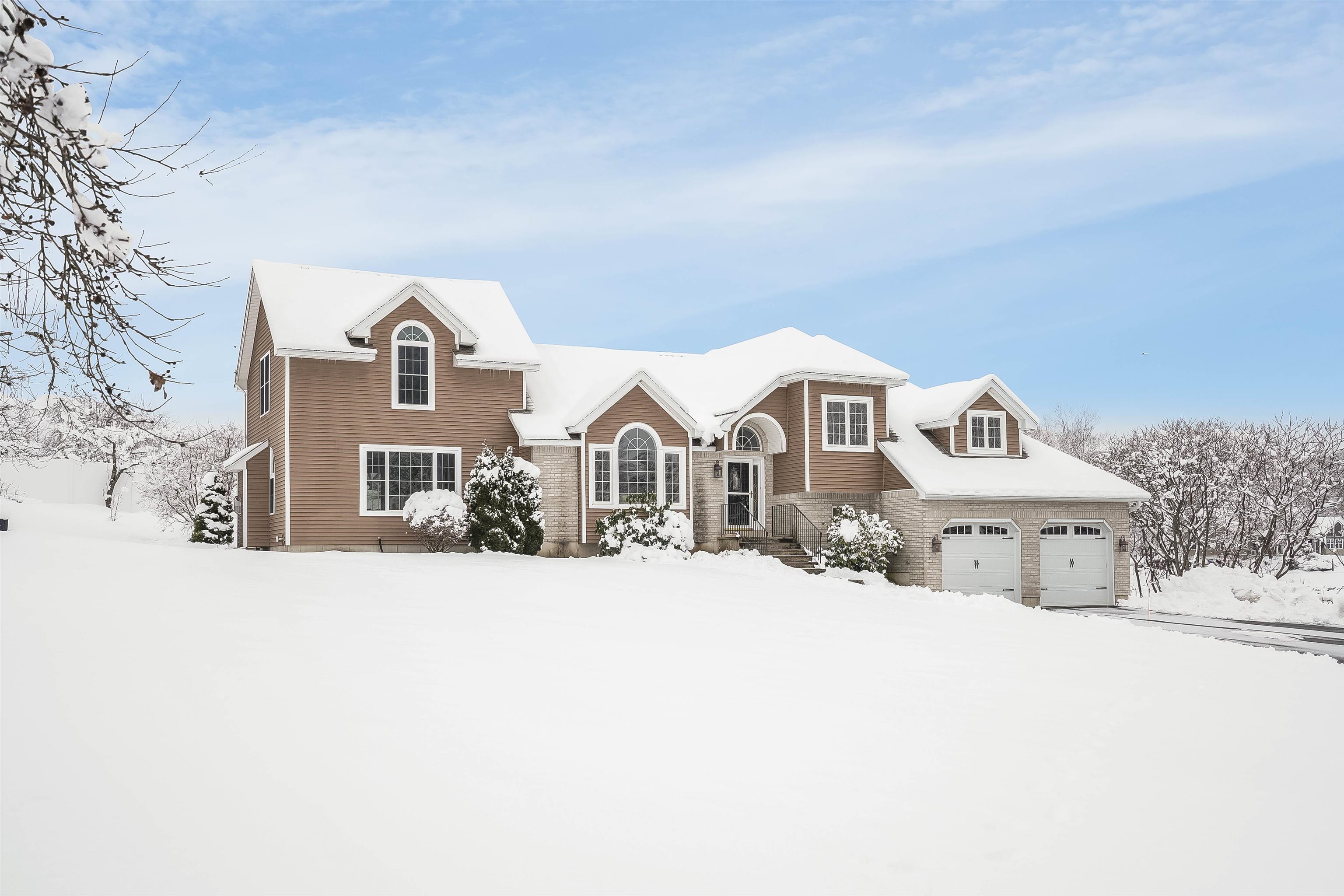 75 West Parish Road Concord, NH 03303 - Photo 1 of 40