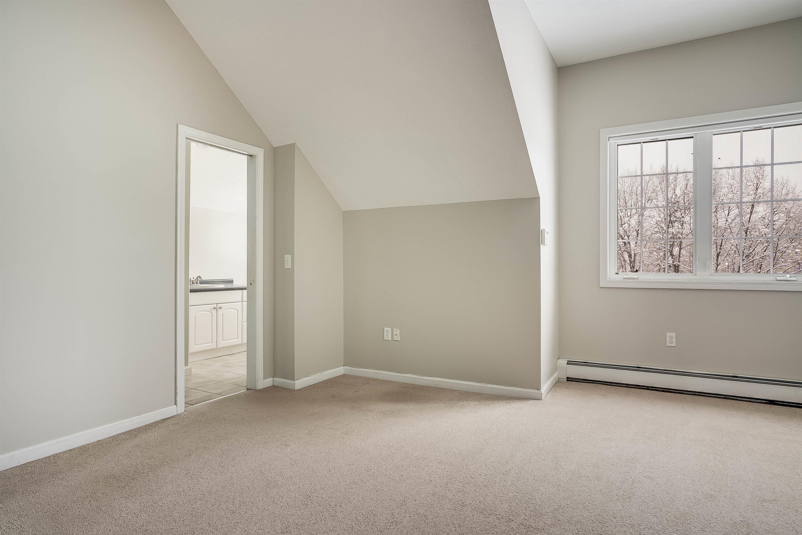 75 West Parish Road Concord, NH 03303 - Photo 12 of 40