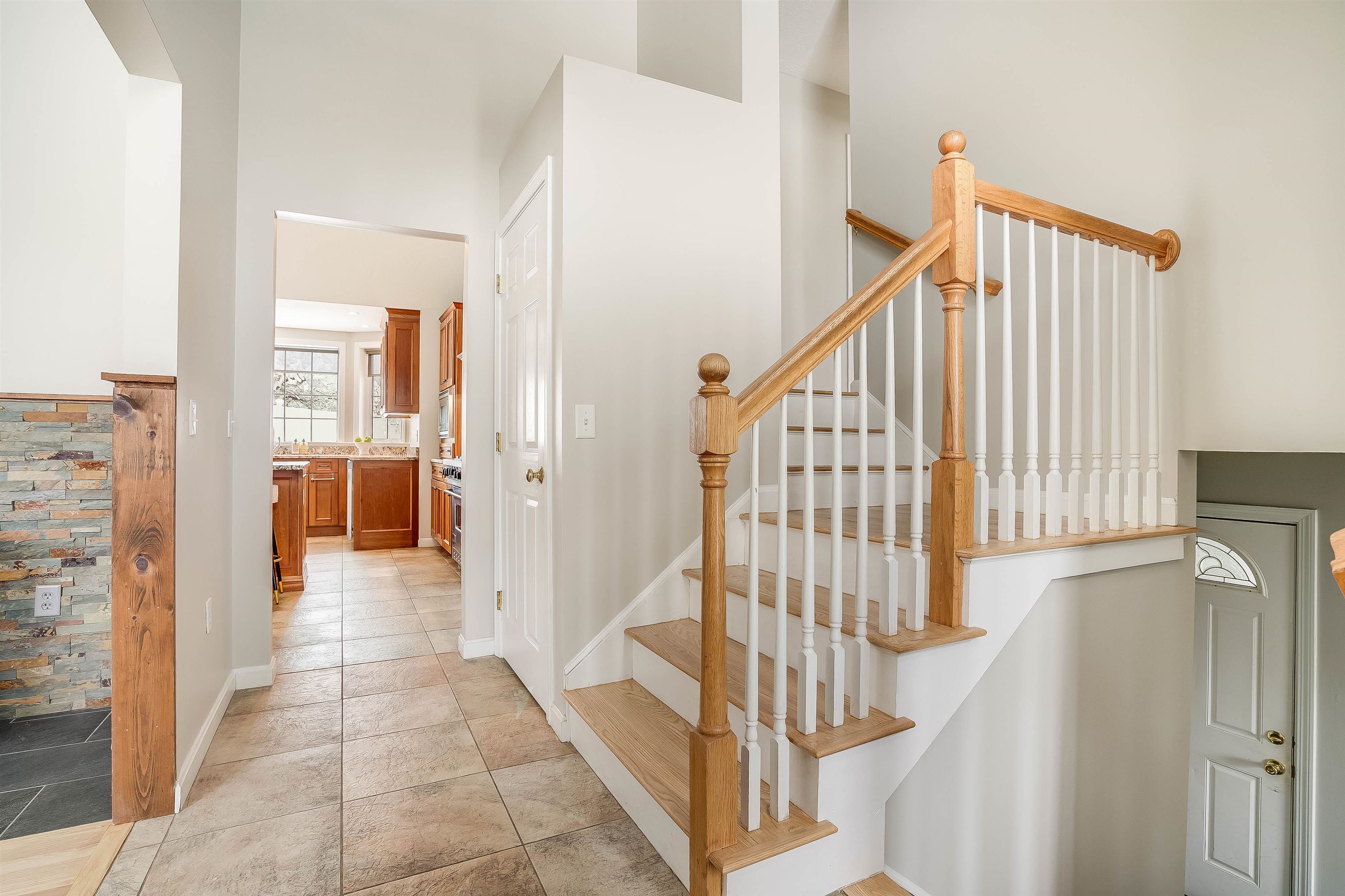 75 West Parish Road Concord, NH 03303 - Photo 13 of 40