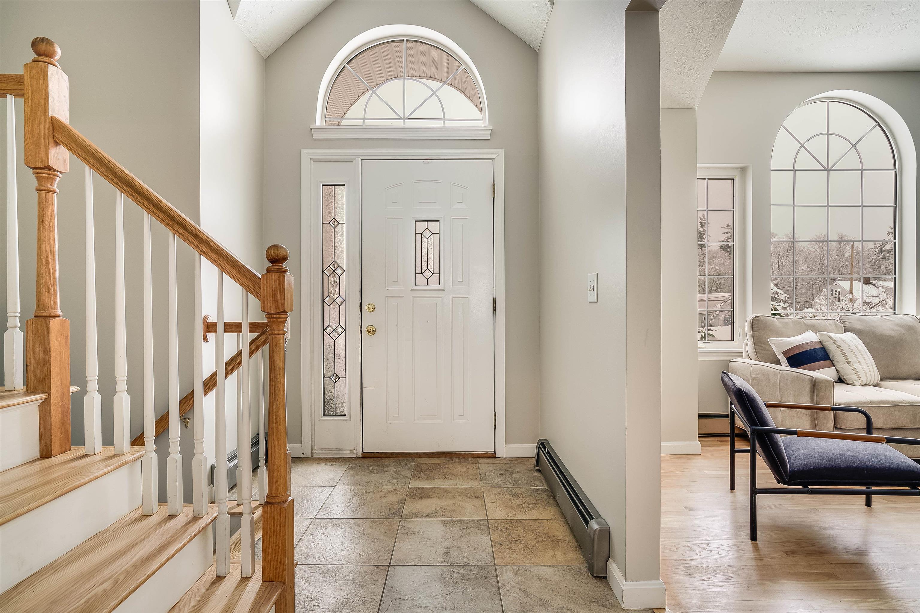75 West Parish Road Concord, NH 03303 - Photo 2 of 40
