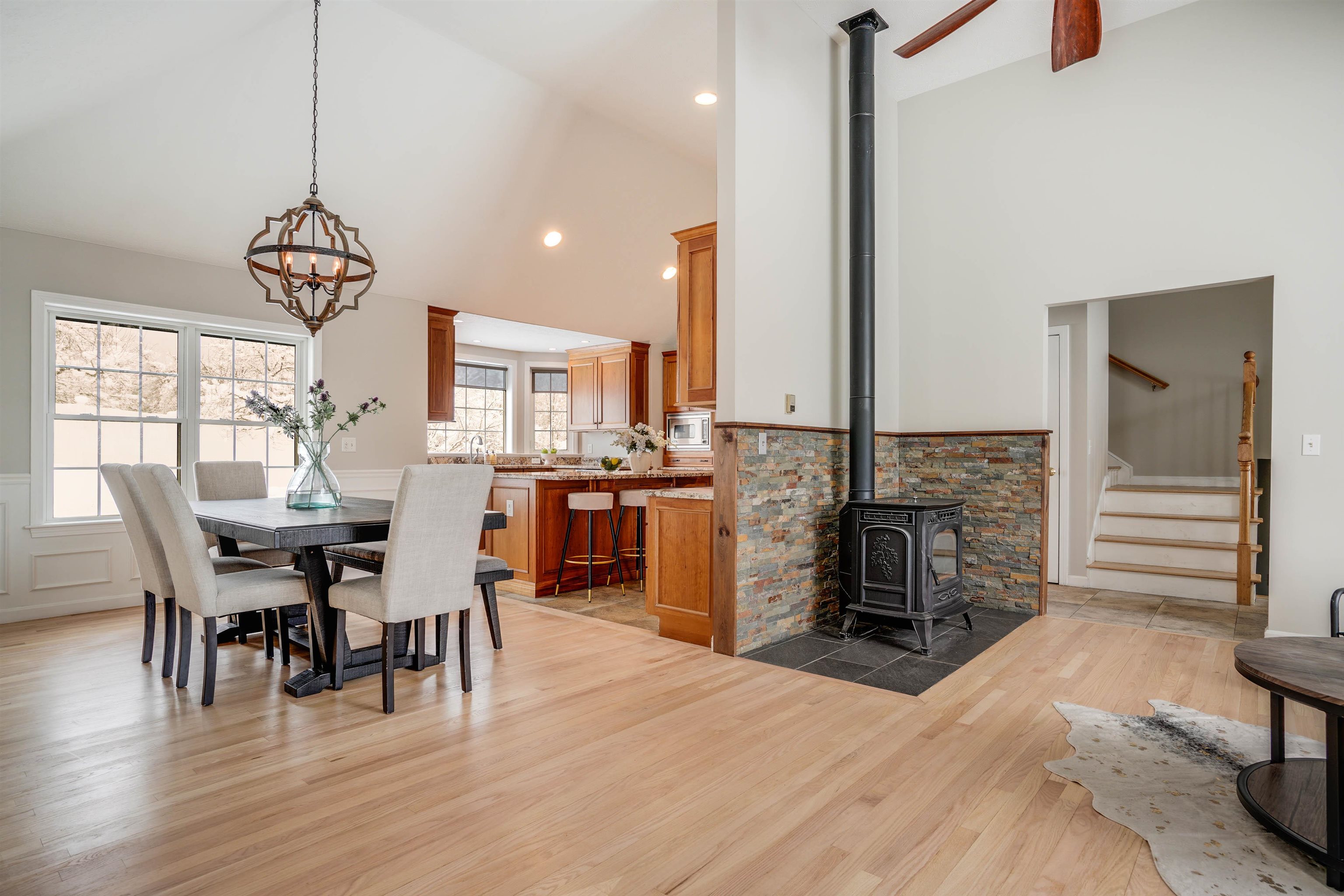 75 West Parish Road Concord, NH 03303 - Photo 24 of 40