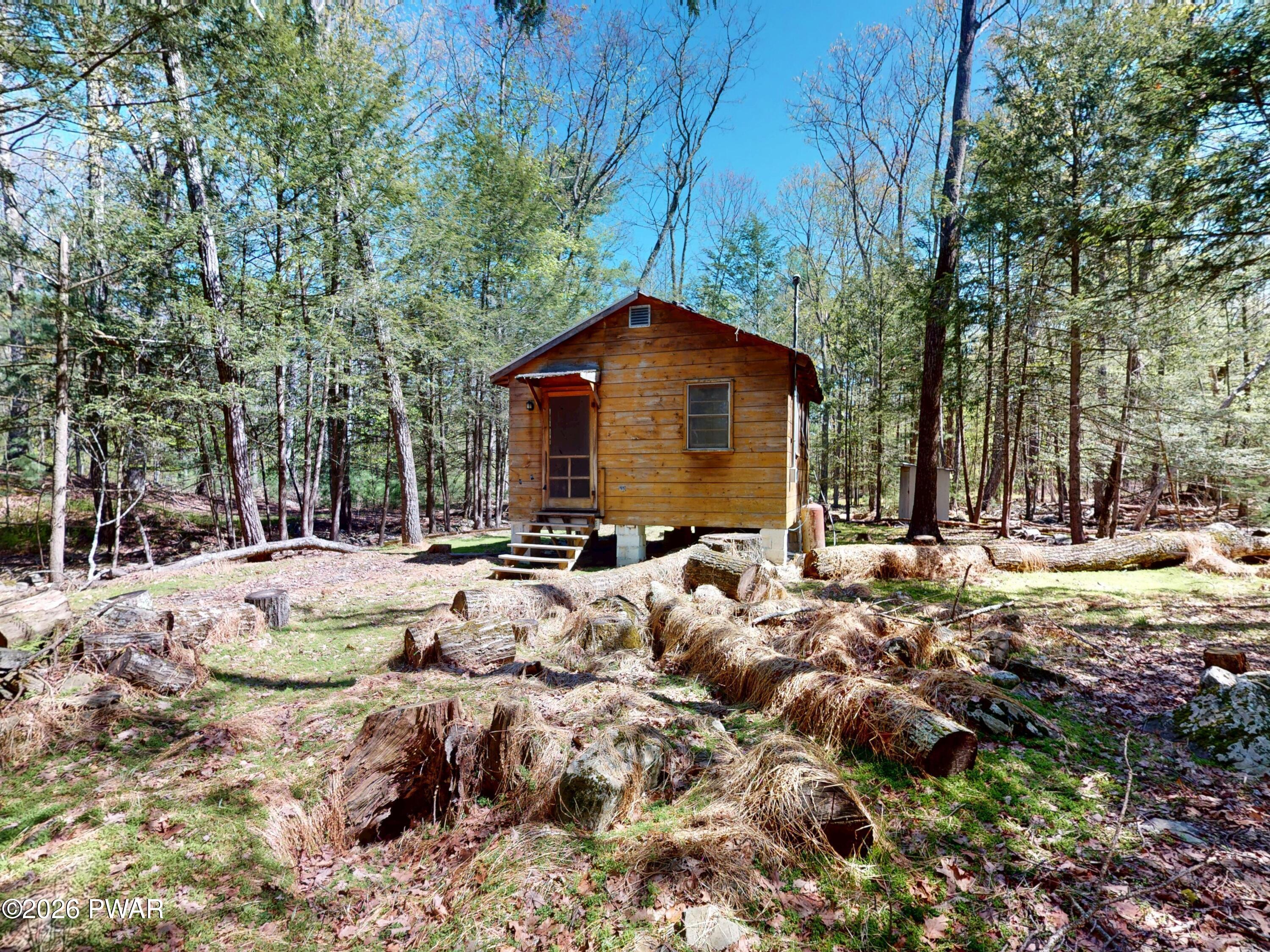 112 Seminole Road Shohola, PA 18458 - Photo 10 of 13 112-Seminole-05122026_162624