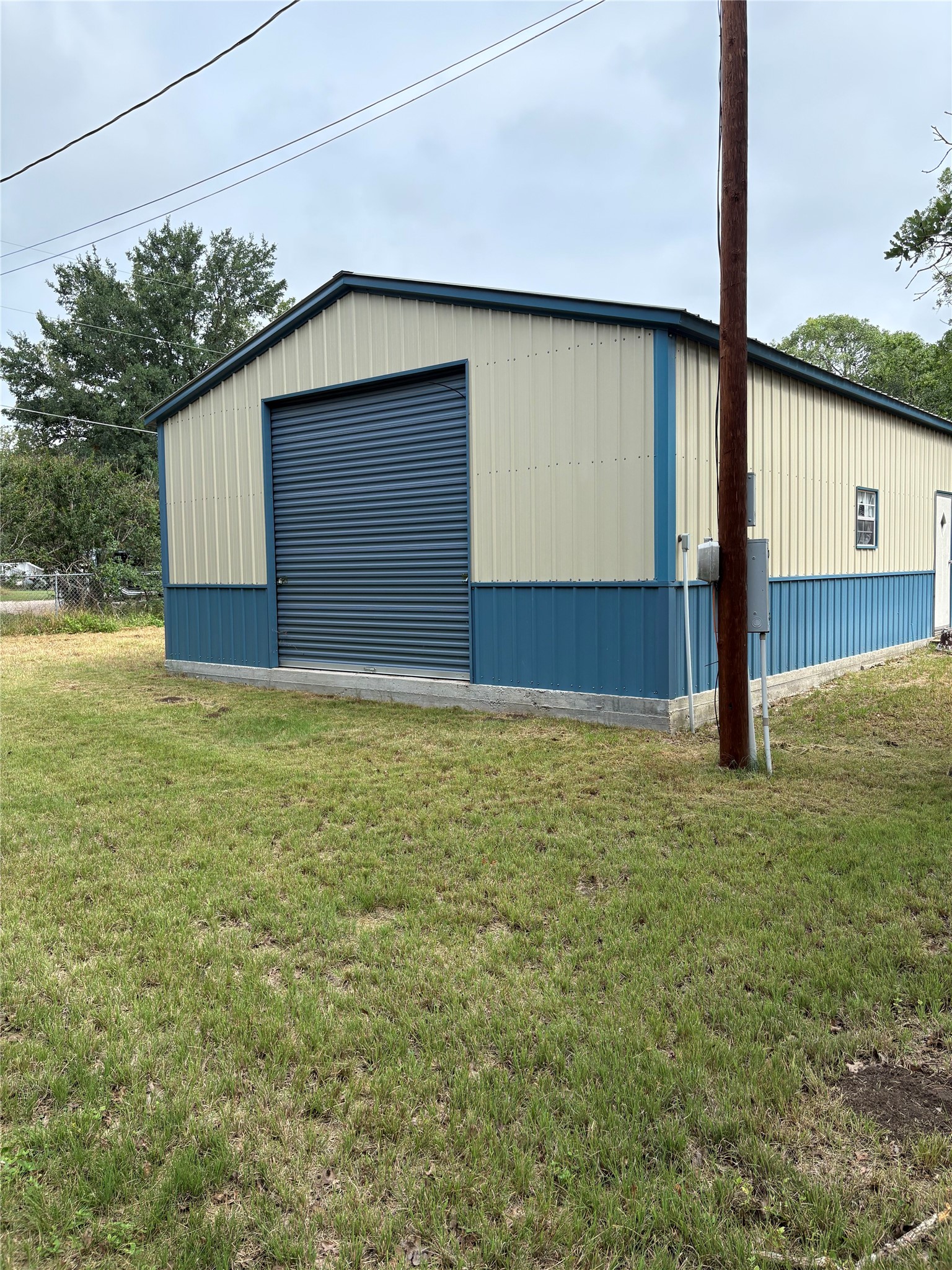 219 High View Ranch Drive Cedar Creek, TX 78612 - Photo 11 of 18 a house with a yard