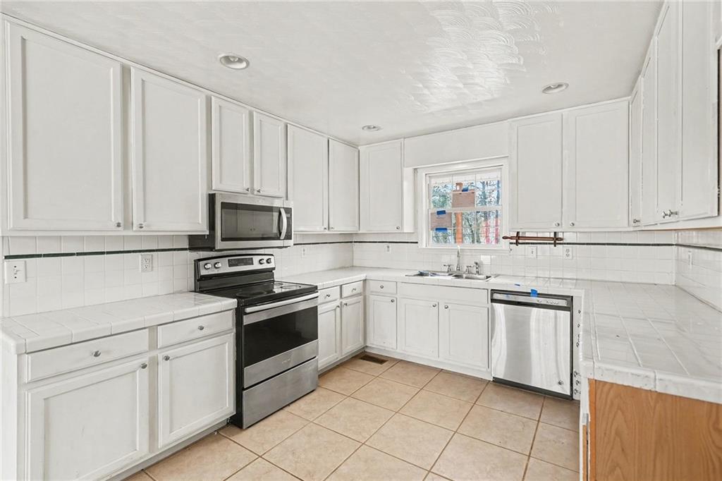 170 Double D Road Temple, GA 30179 - Photo 8 of 17