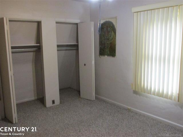 1700 Rochester Road Oakland, MI 48363 - Photo 18 of 43