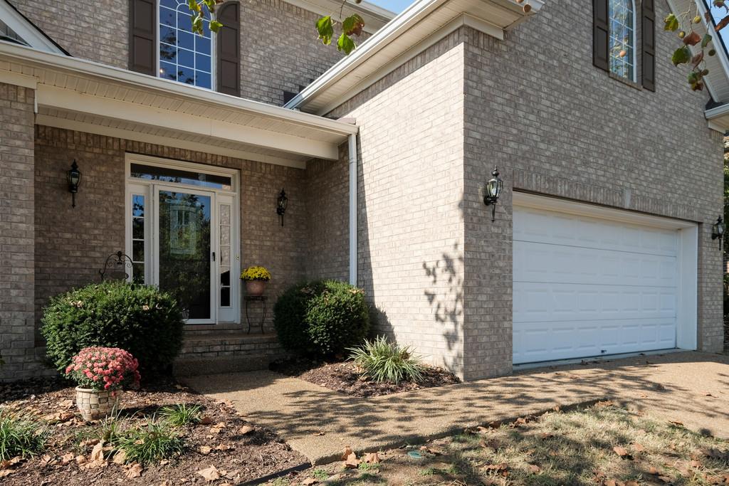 1445 Governors Ridge Franklin, TN 37064 - Photo 2 of 29 Gallery Image 2