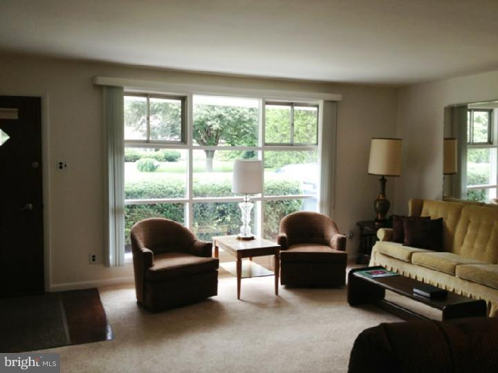 9 South Colonial Ridge Moorestown, NJ 08057 - Photo 2 of 22