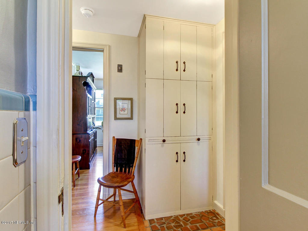 1610 Pershing Road Jacksonville, FL 32205 - Photo 20 of 37 CUSTOM BUILT LINEN PRESS WITH STORAGE