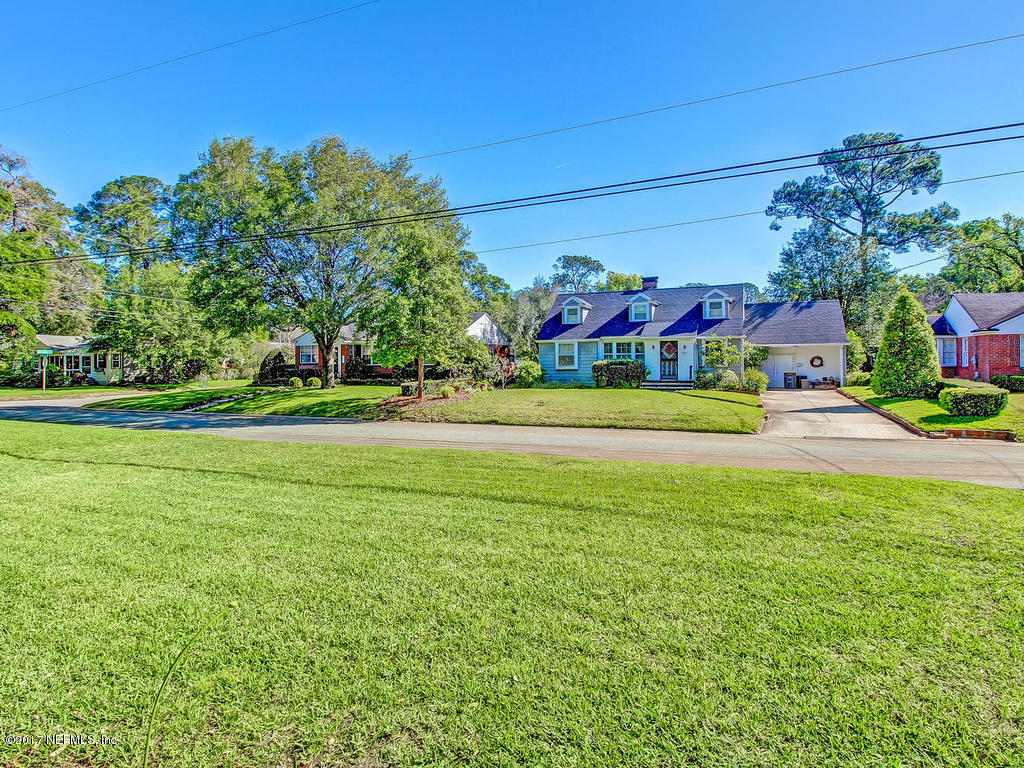 1610 Pershing Road Jacksonville, FL 32205 - Photo 5 of 37 FRONT YARD