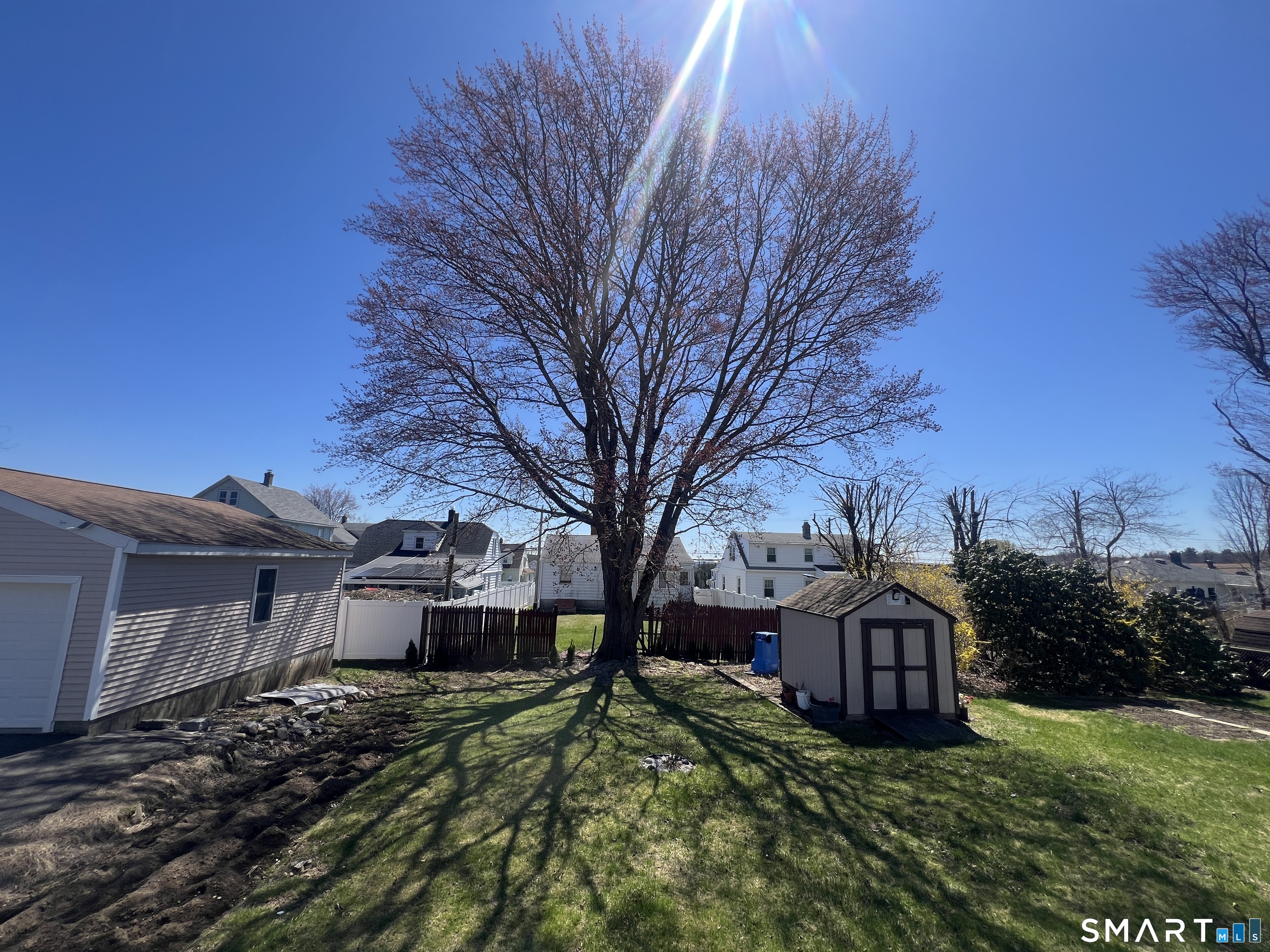 755 Congress Avenue Waterbury, CT 06708 - Photo 27 of 36