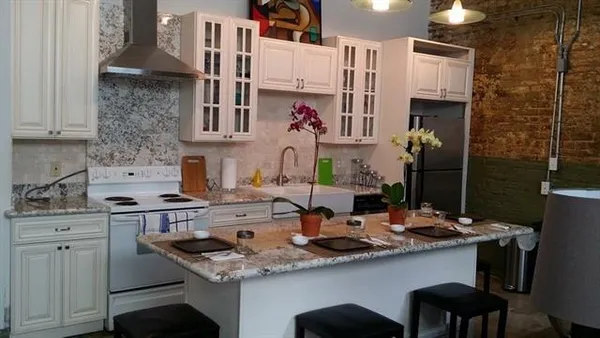 $2,350 | 920 Poeyfarre Street, Unit 144, New Orleans, LA 70130