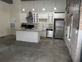 $2,350 | 920 Poeyfarre Street, Unit 144, New Orleans, LA 70130