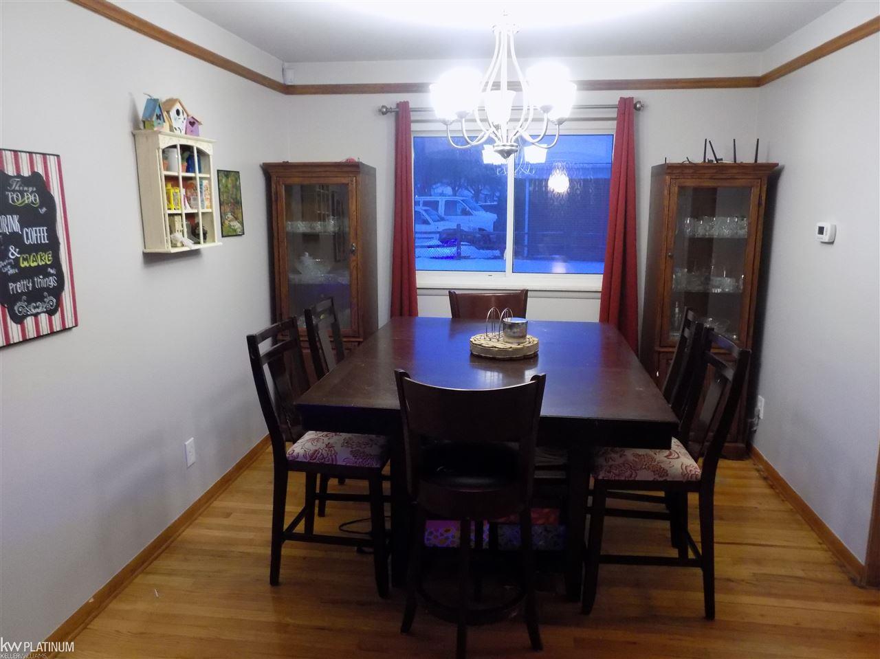 18609 Davidson Road Fraser, MI 48026 - Photo 18 of 30 31369913-17.JPG