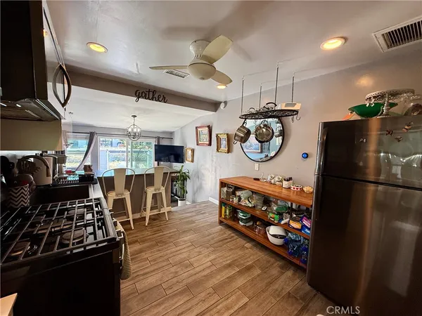 $3,600 | 211 Carroll Canal, Venice, CA 90291