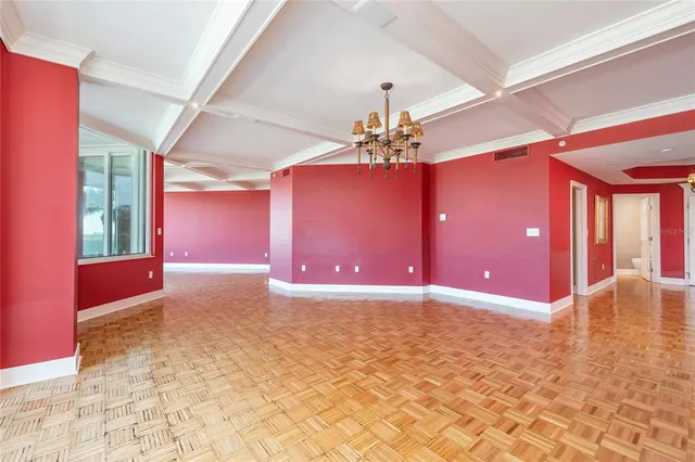 $1,325,000 | 2 Seaside Lane, Unit 103, Belleair, FL 33756