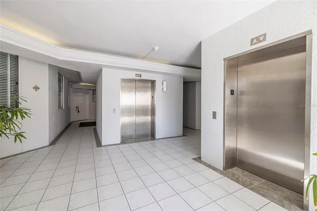 $1,325,000 | 2 Seaside Lane, Unit 103, Belleair, FL 33756