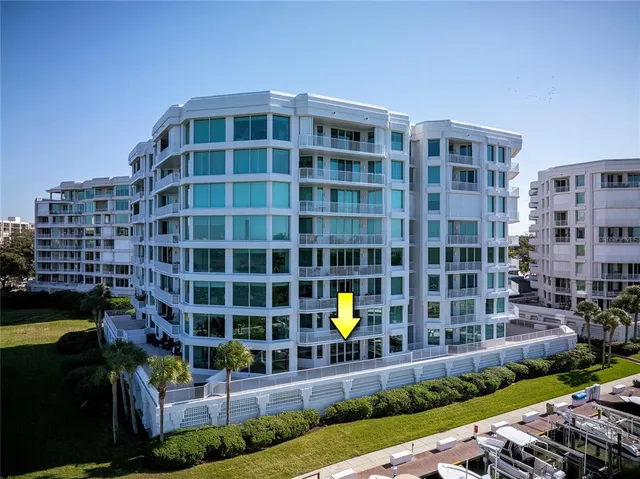 $1,325,000 | 2 Seaside Lane, Unit 103, Belleair, FL 33756