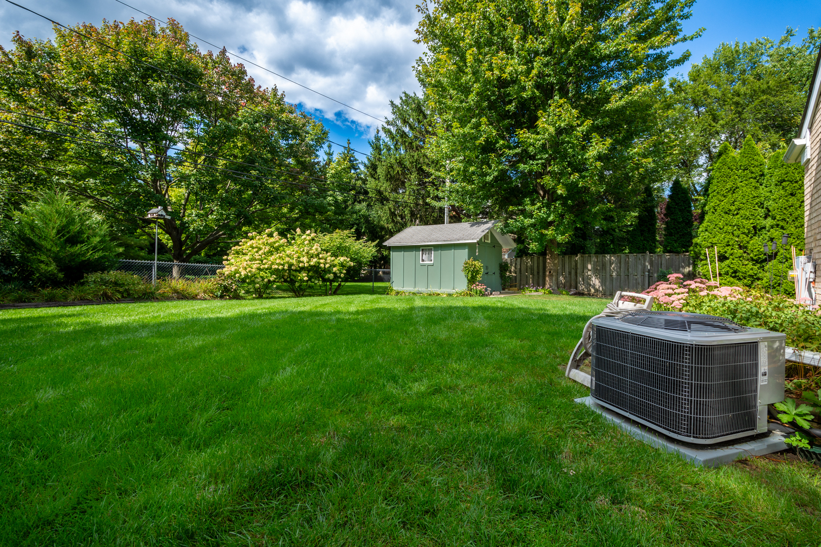 1420 Lee Road Northbrook, IL 60062 - Photo 33 of 36 a house view with a garden space