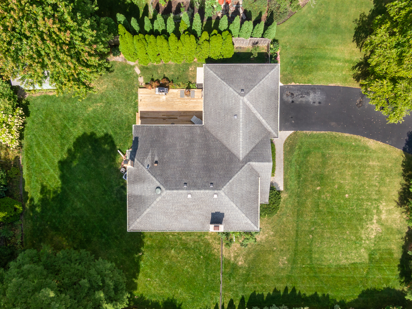 1420 Lee Road Northbrook, IL 60062 - Photo 34 of 36 an aerial view of a house