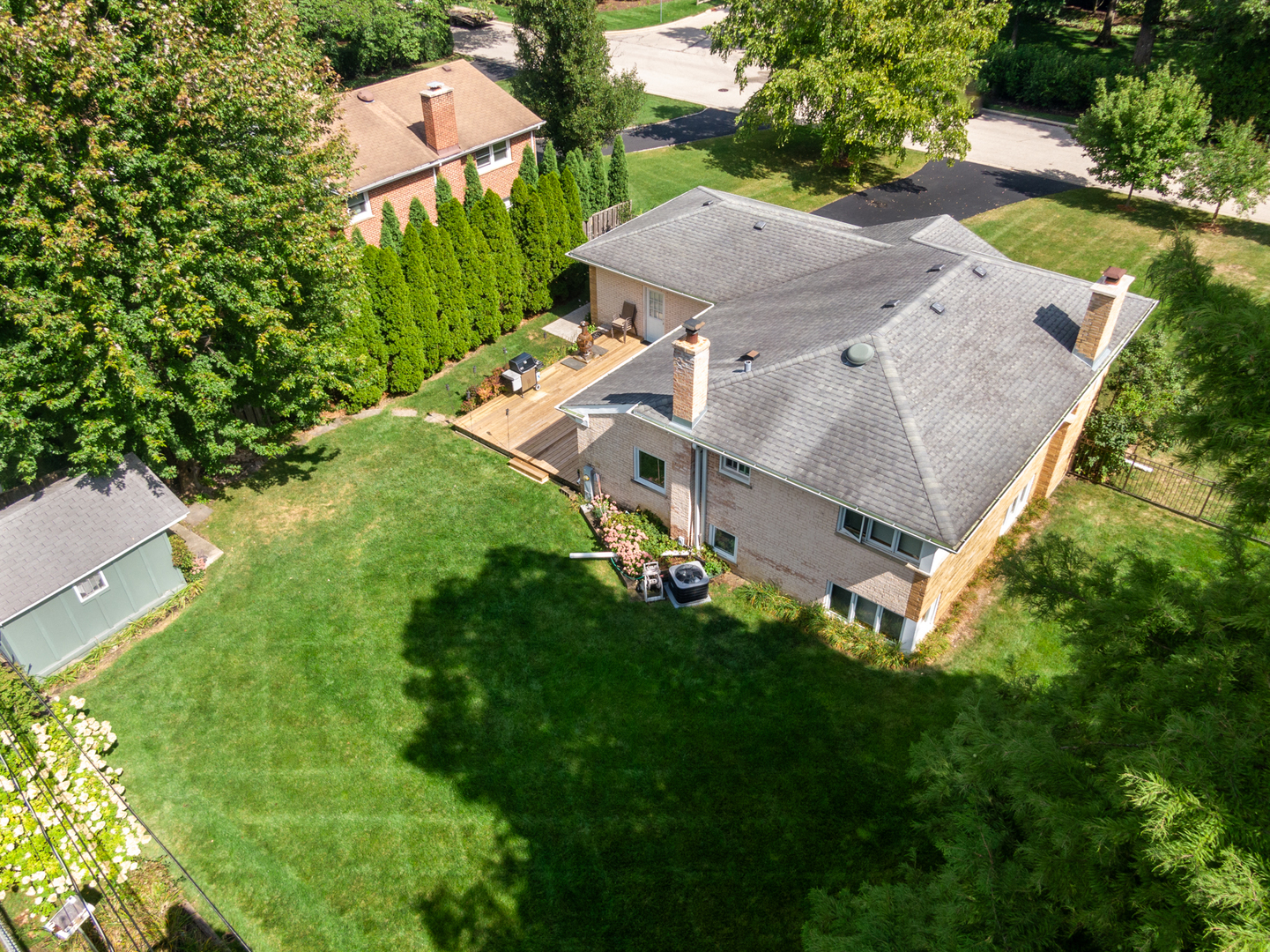 1420 Lee Road Northbrook, IL 60062 - Photo 35 of 36 an aerial view of a house with a garden