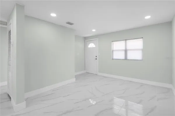 $1,975 | 130 Virginia Court, Englewood, FL 34223