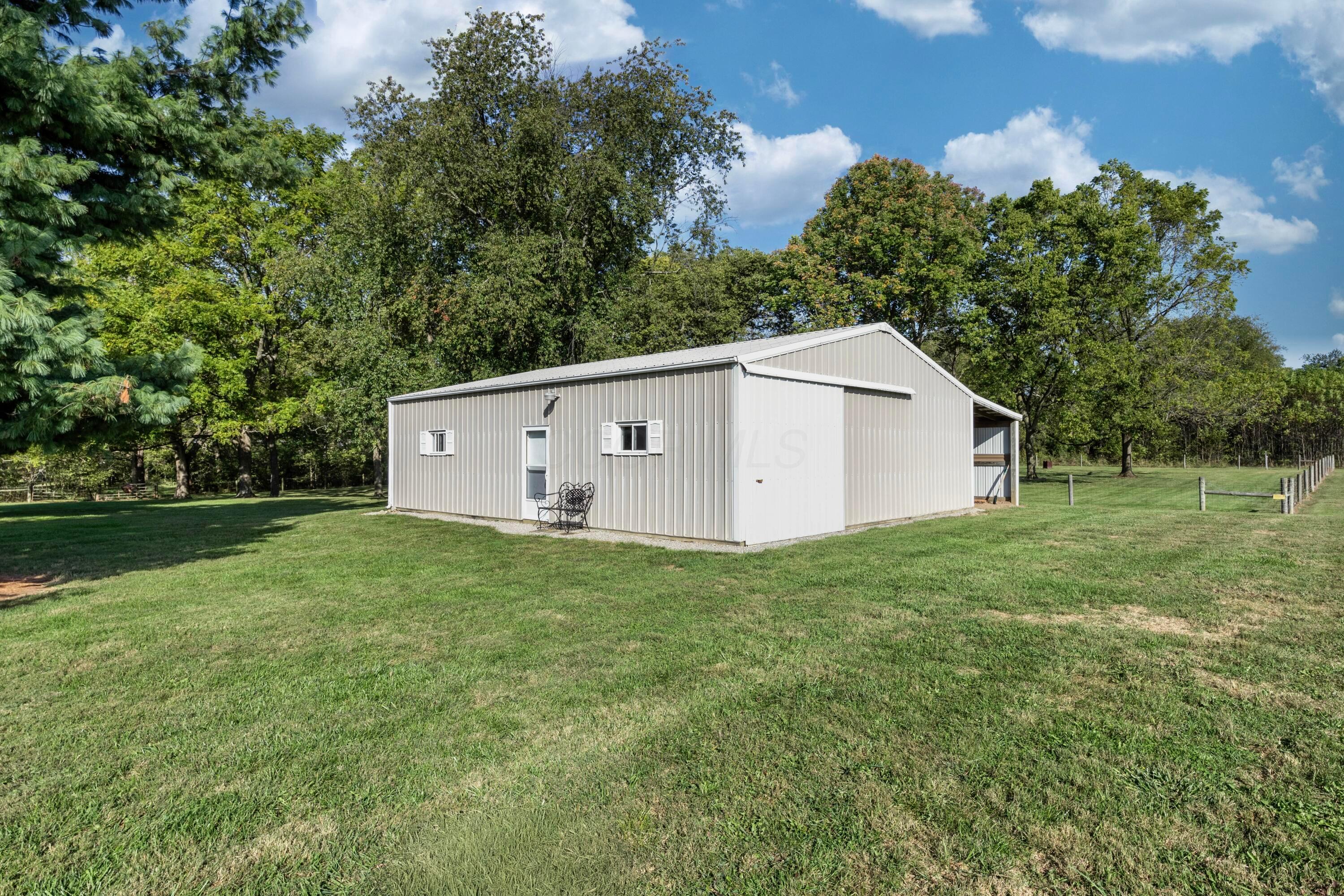 6386 Zane Trail Road Circleville, OH 43113 - Photo 21 of 31 1R6A9340-HDR