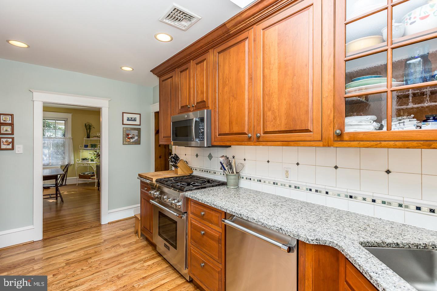 18 Colfax Road Havertown, PA 19083 - Photo 17 of 44