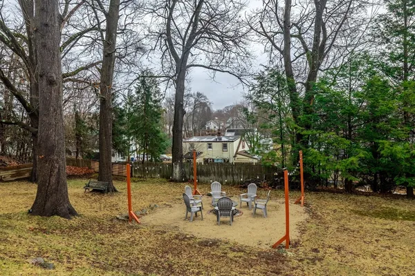 $2,300 | 32 Farmington Street, Unit 2, Worcester, MA 01603