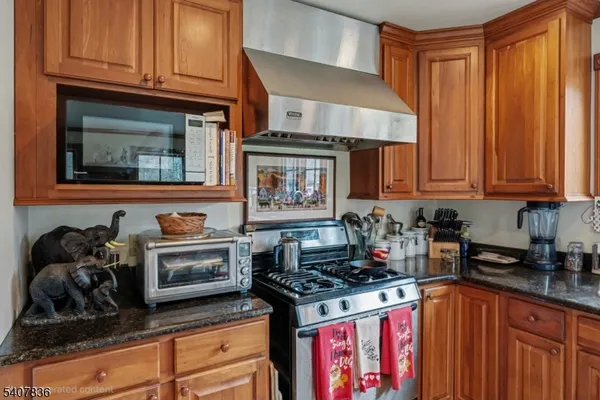 $925,000 | 63 Linvale Road, Ringoes, NJ 08551