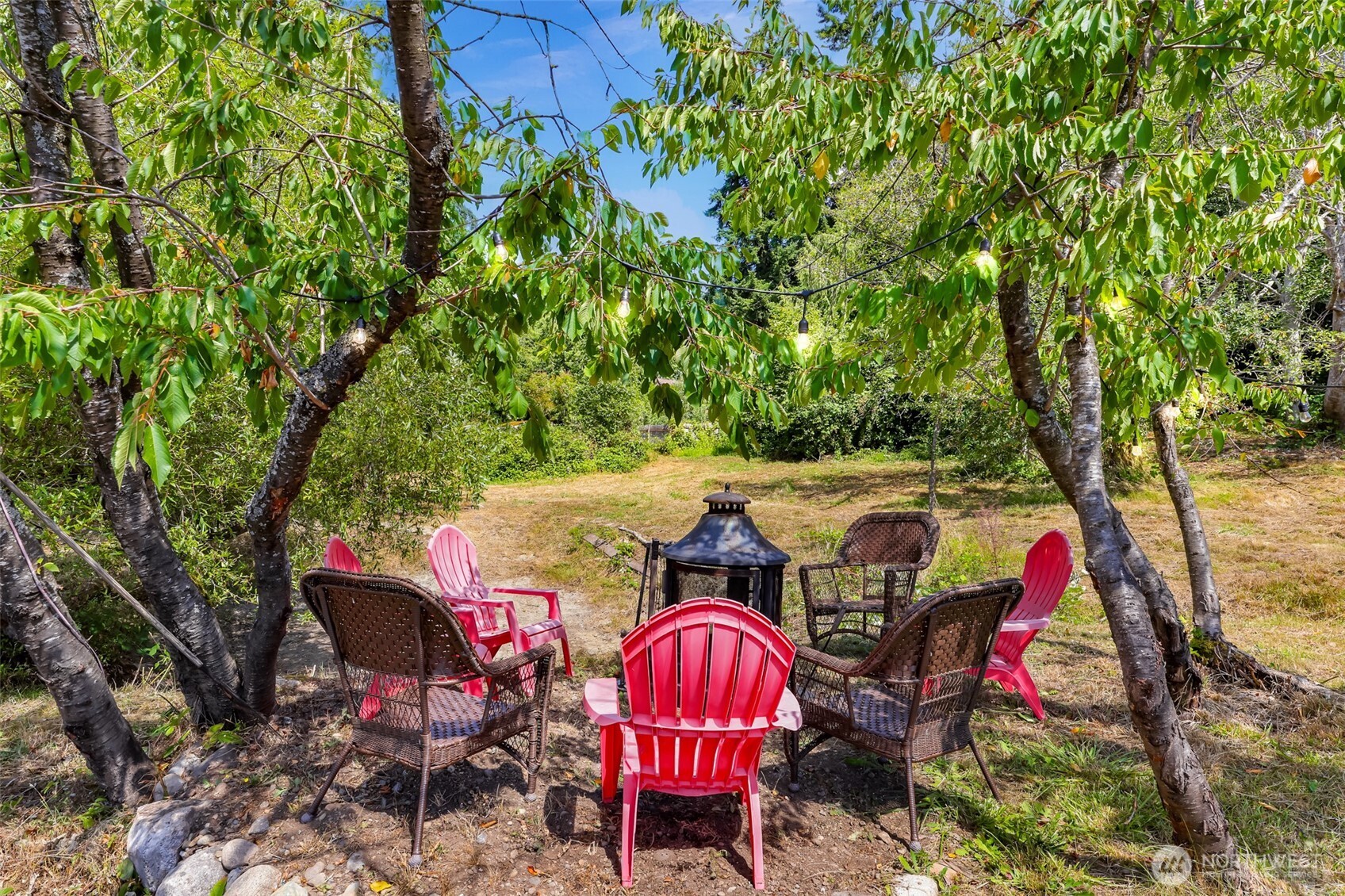 19727 Skyridge Road Mount Vernon, WA 98274 - Photo 25 of 32 an outdoor space with furniture and umbrella
