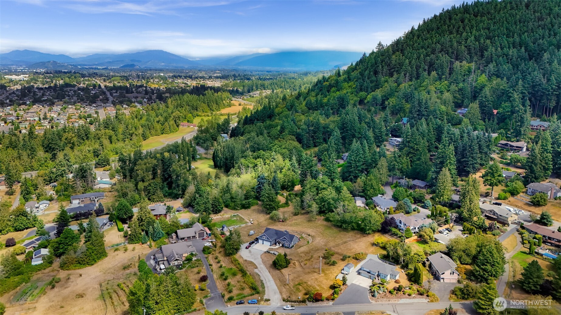 19727 Skyridge Road Mount Vernon, WA 98274 - Photo 28 of 32 view of a city