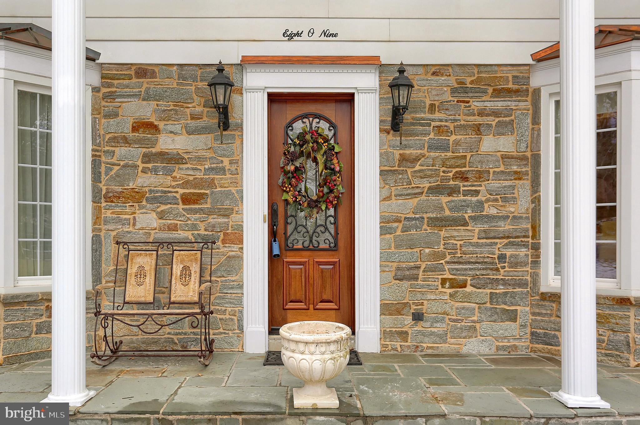 809 Riverview Road Lemoyne, PA 17043 - Photo 2 of 41 Gallery Image 2