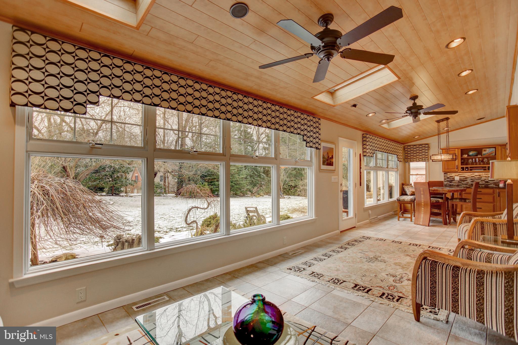 809 Riverview Road Lemoyne, PA 17043 - Photo 12 of 41 Lots Of Natural Light