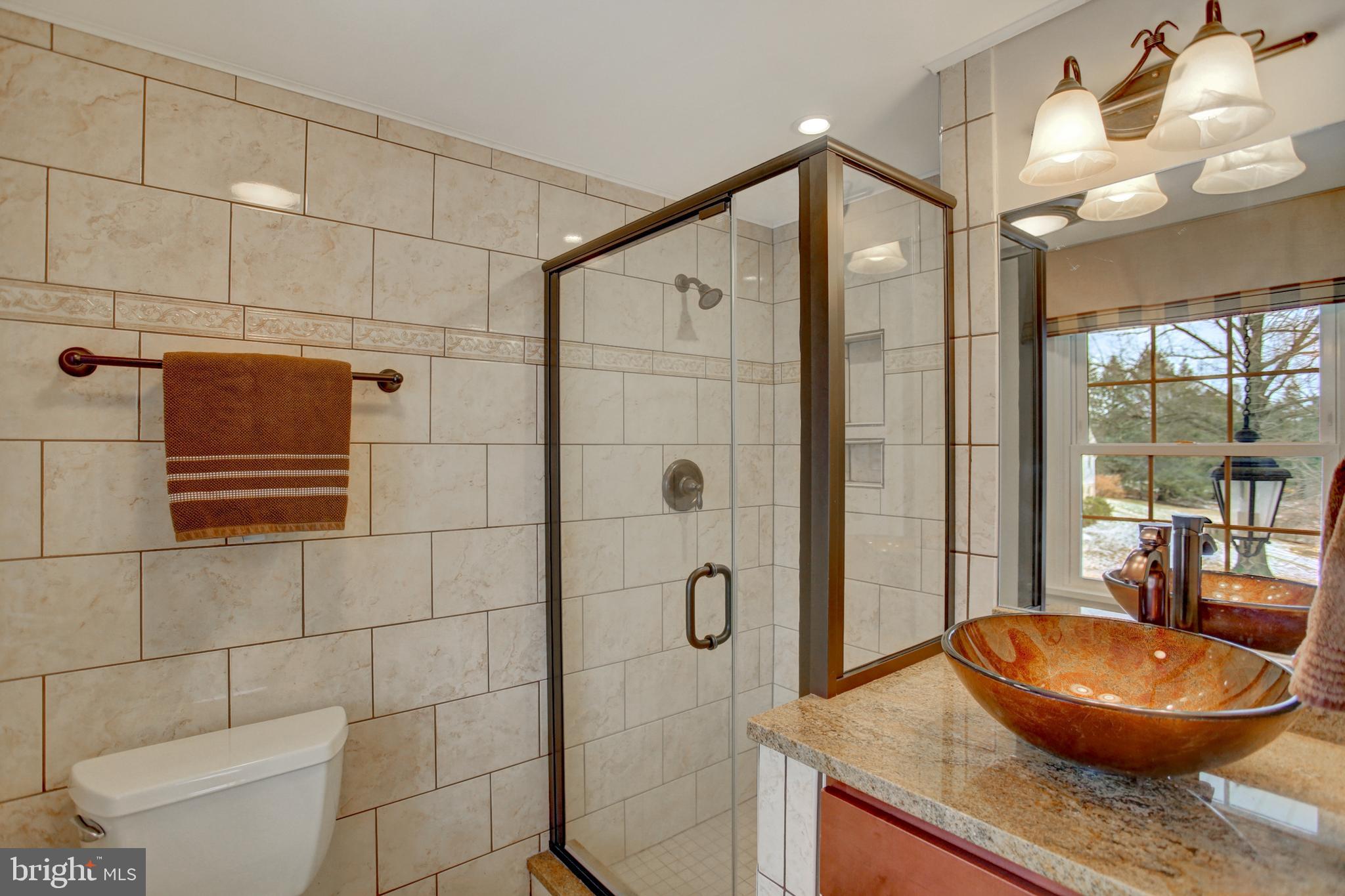 809 Riverview Road Lemoyne, PA 17043 - Photo 22 of 41 Updated Full Bath