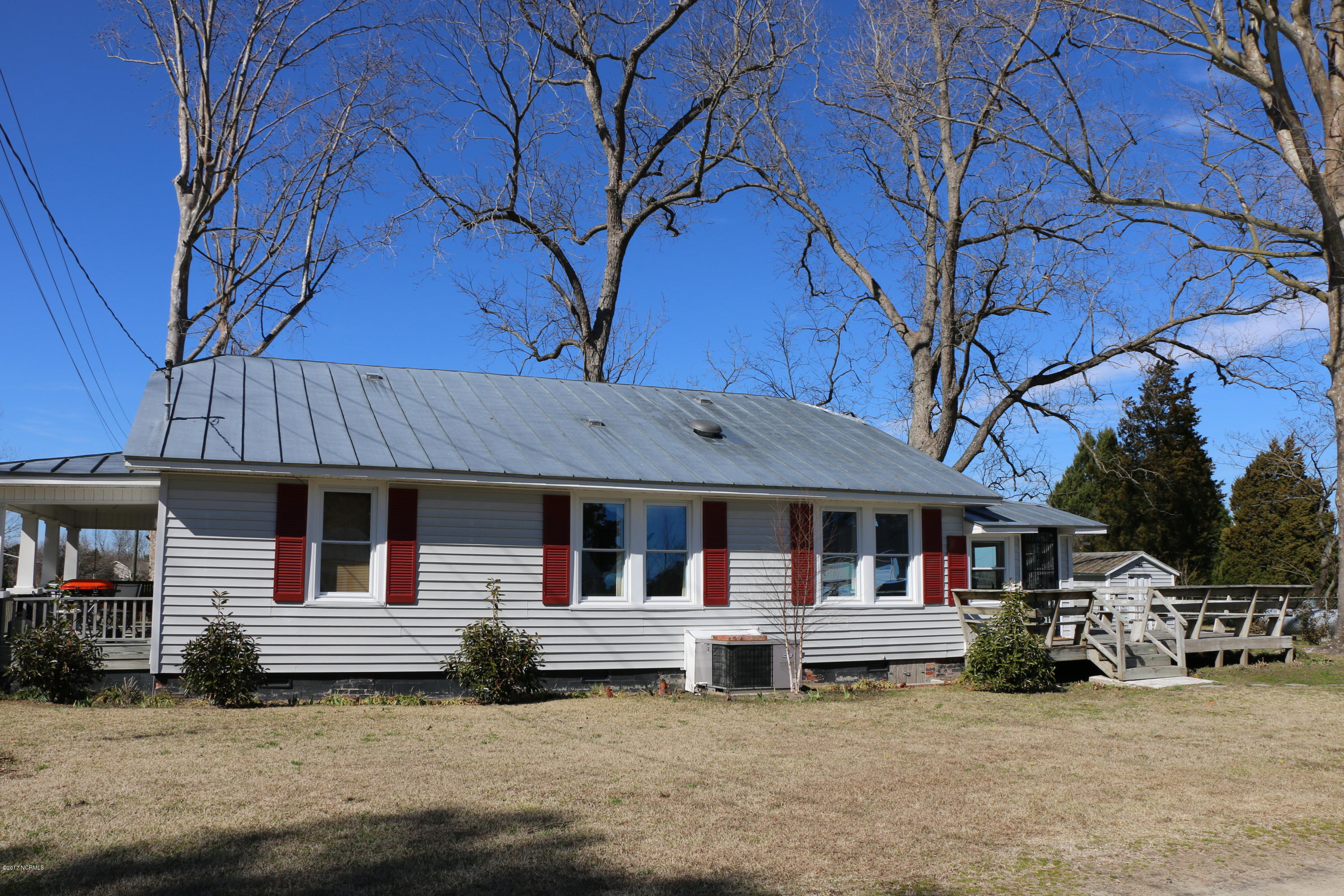 460 Antioch Road New Bern, NC 28560 - Photo 4 of 53 IMG_1435