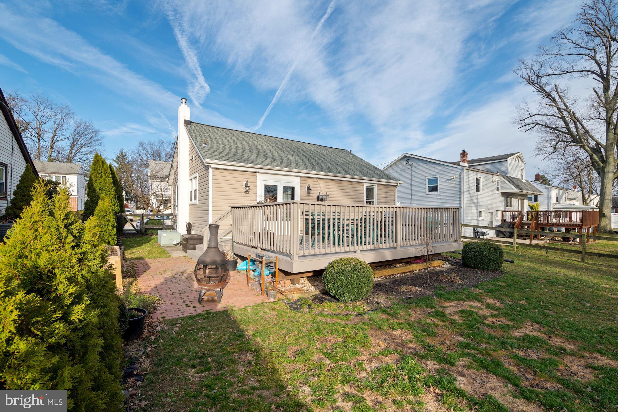 329 Ridley Avenue Folsom, PA 19033 - Photo 30 of 42 Deck with Patio