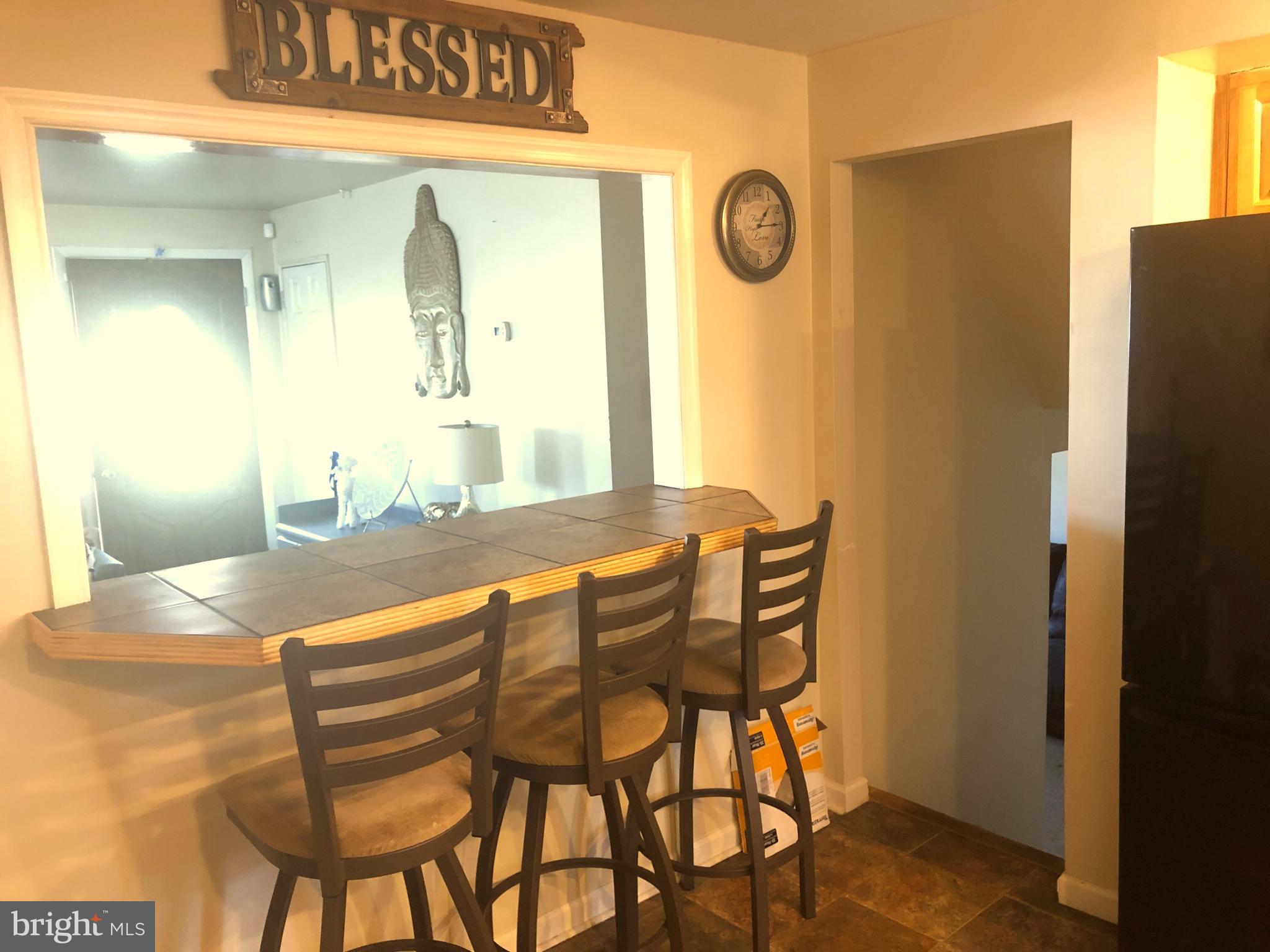 59 Buffington Road Aston, PA 19014 - Photo 6 of 19 BREAKFAST BAR