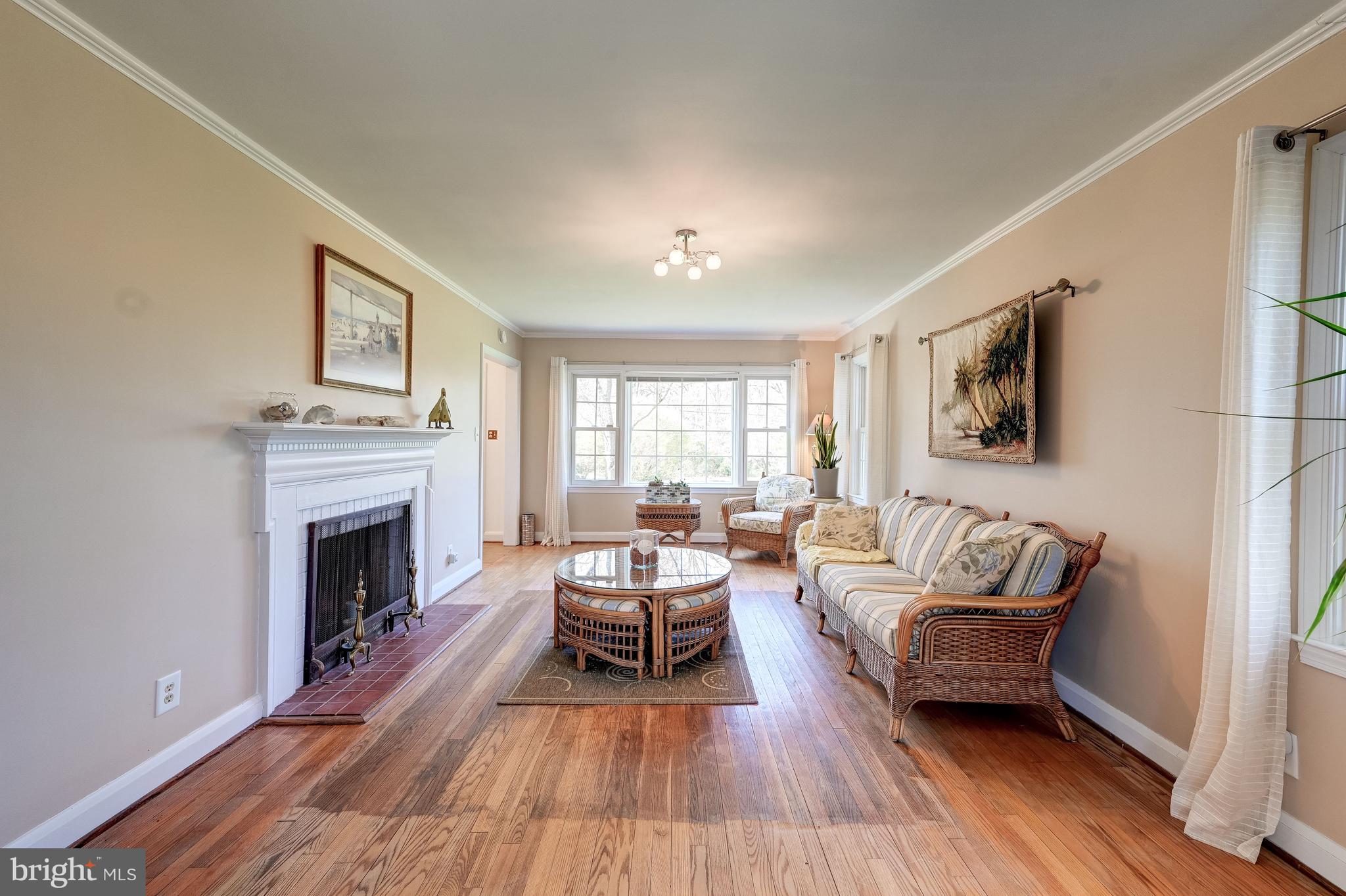 3933 Stansbury Mill Road Monkton, MD 21111 - Photo 12 of 48 Living Room