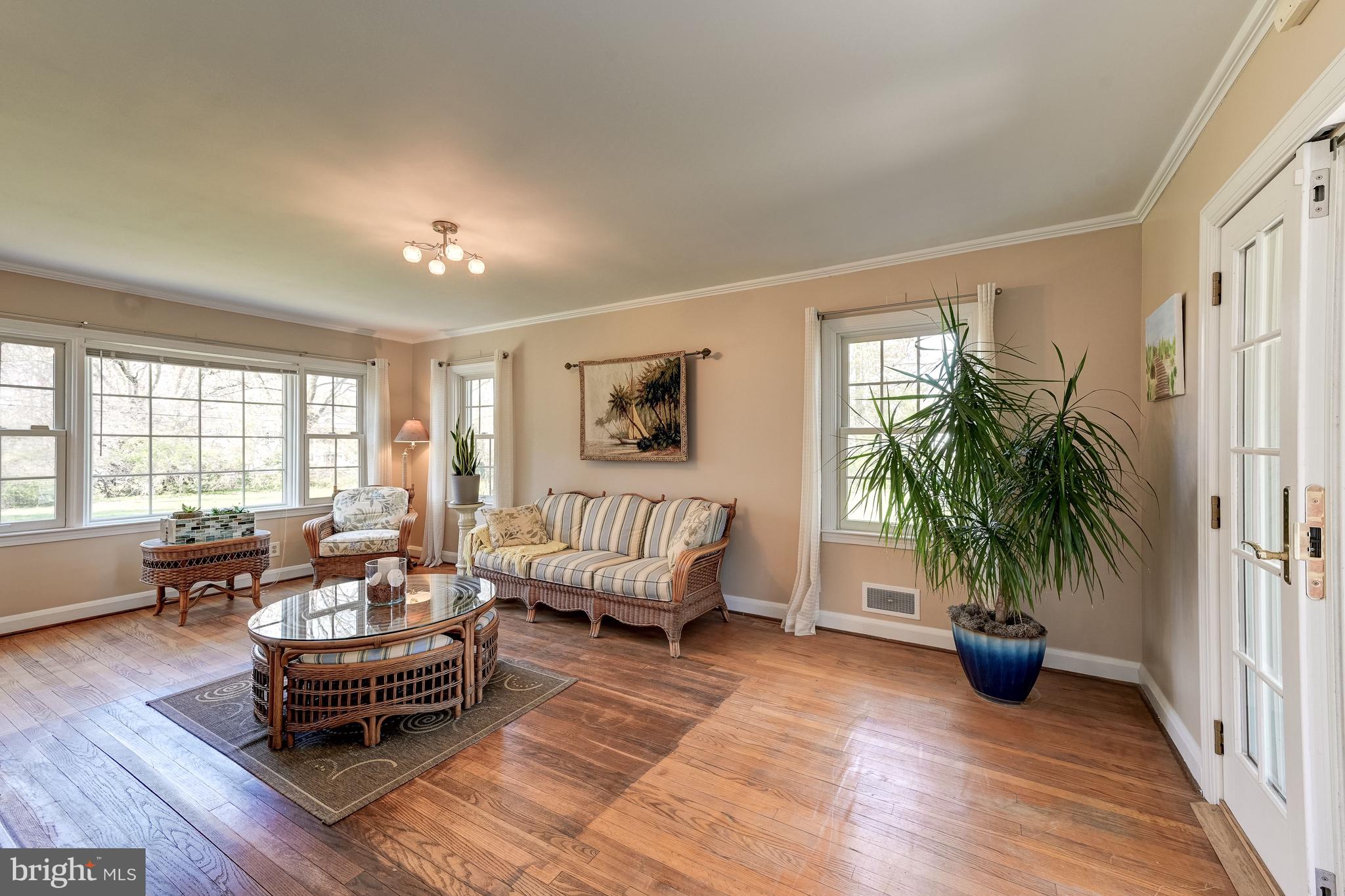 3933 Stansbury Mill Road Monkton, MD 21111 - Photo 13 of 48 Living Room