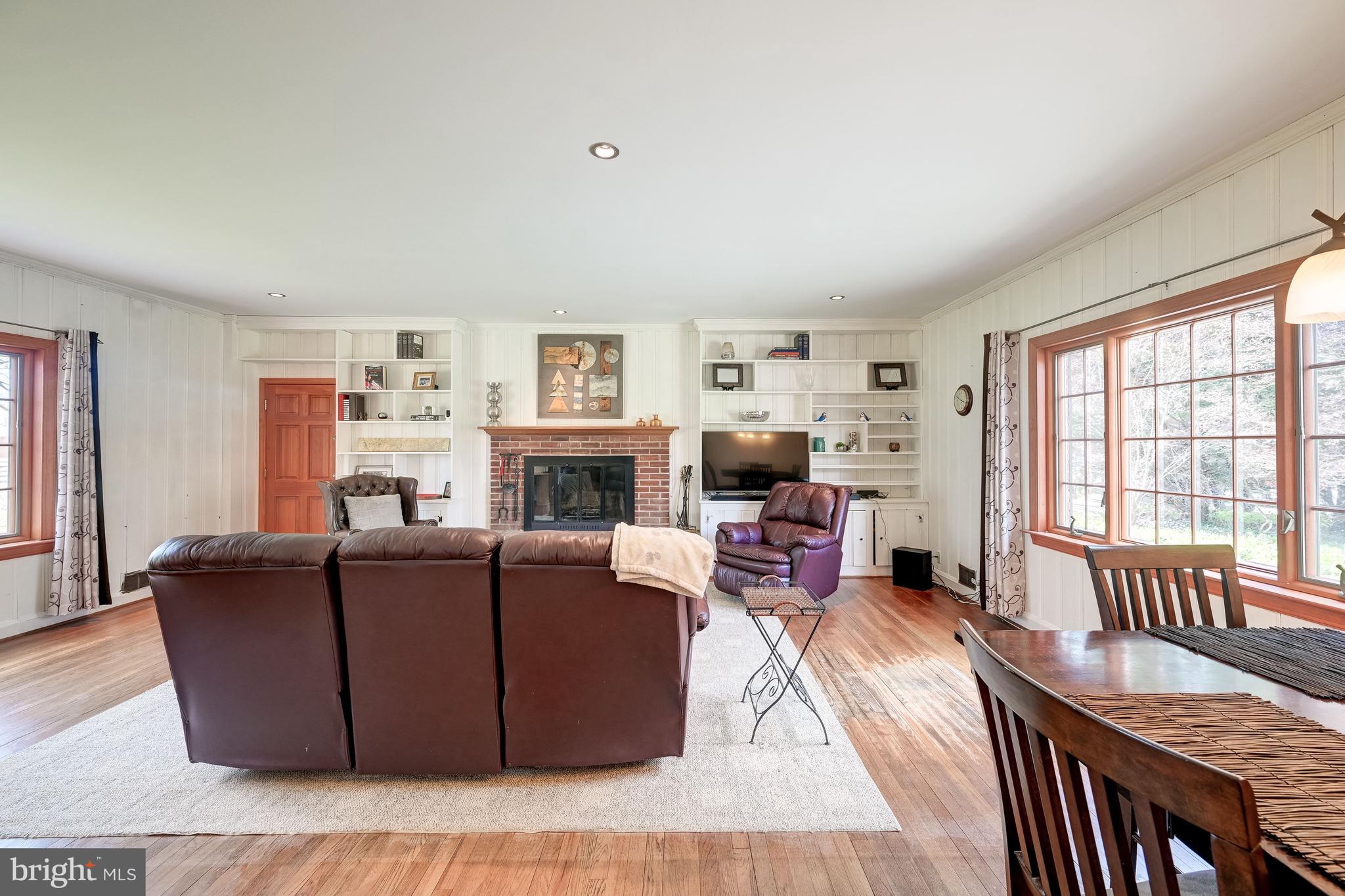 3933 Stansbury Mill Road Monkton, MD 21111 - Photo 3 of 48 Family Room