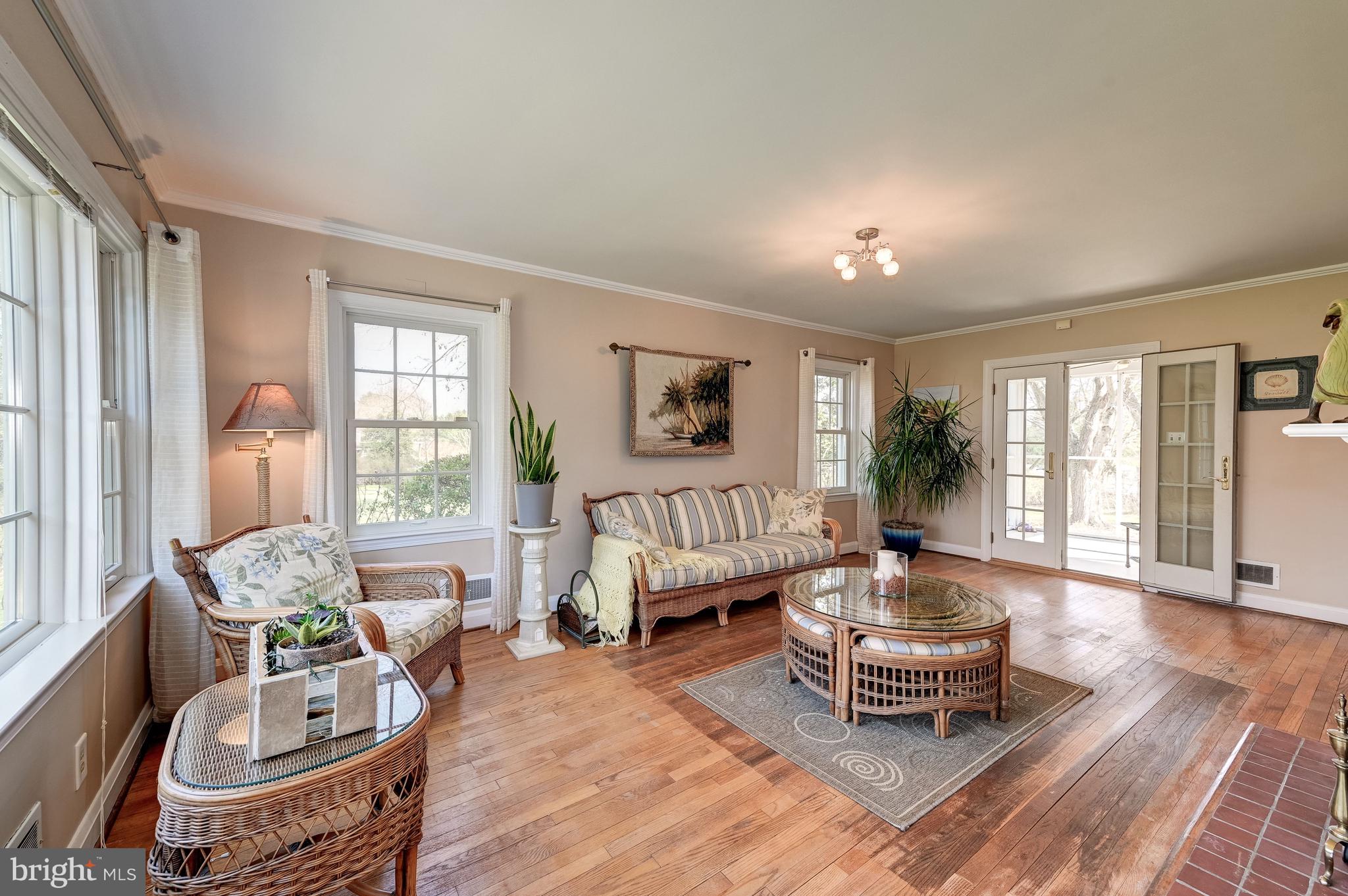 3933 Stansbury Mill Road Monkton, MD 21111 - Photo 9 of 48 Living Room