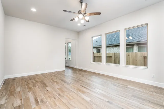 $2,595 | 30314 Ruby Frst Court, Magnolia, TX 77354