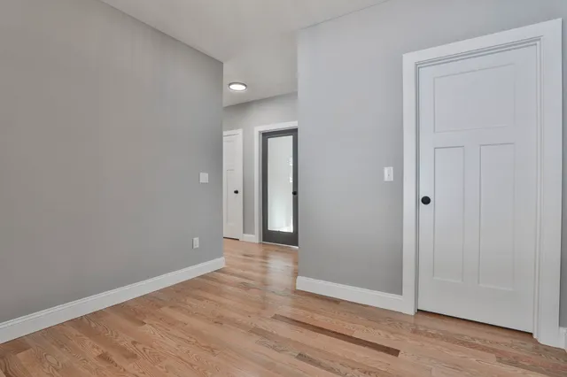 $899,900 | 42 Ridgeview Lane, New Boston, NH 03070