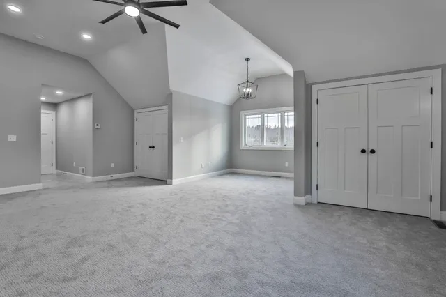 $899,900 | 42 Ridgeview Lane, New Boston, NH 03070