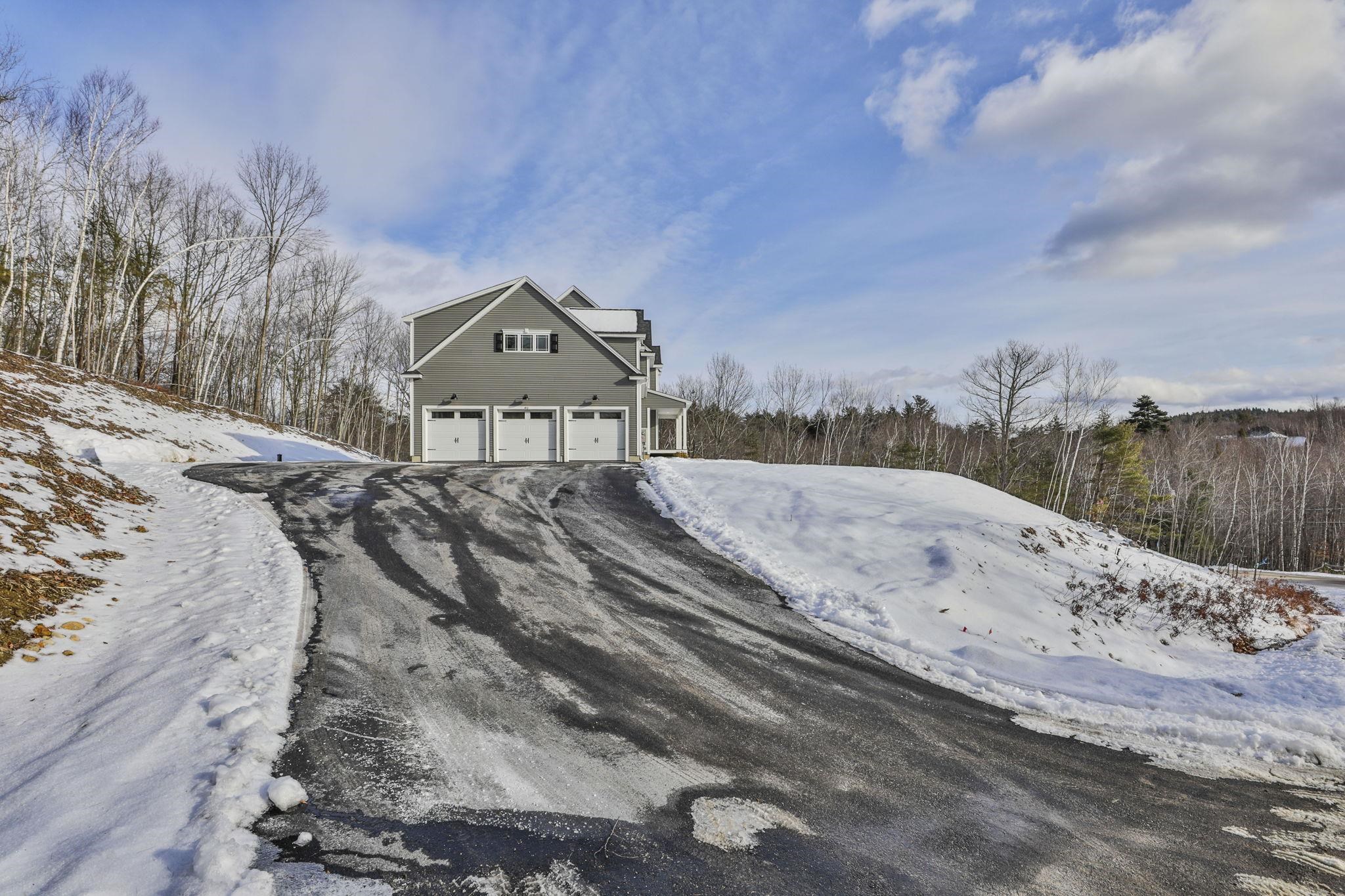 42 Ridgeview Lane New Boston, NH 03070 - Photo 7 of 57 Gallery Image 7